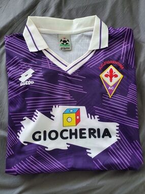 AC Fiorentina Purple Soccer Jersey with Giocheria Sponsor size large